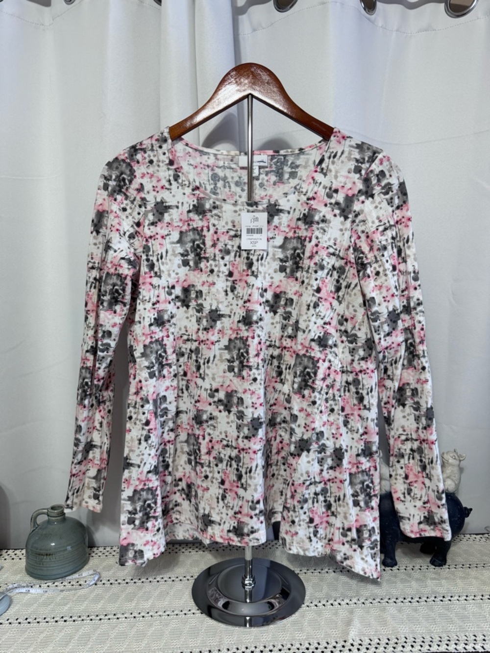J. Jill Long-Sleeve Abstract Print Top in Pink and Gray